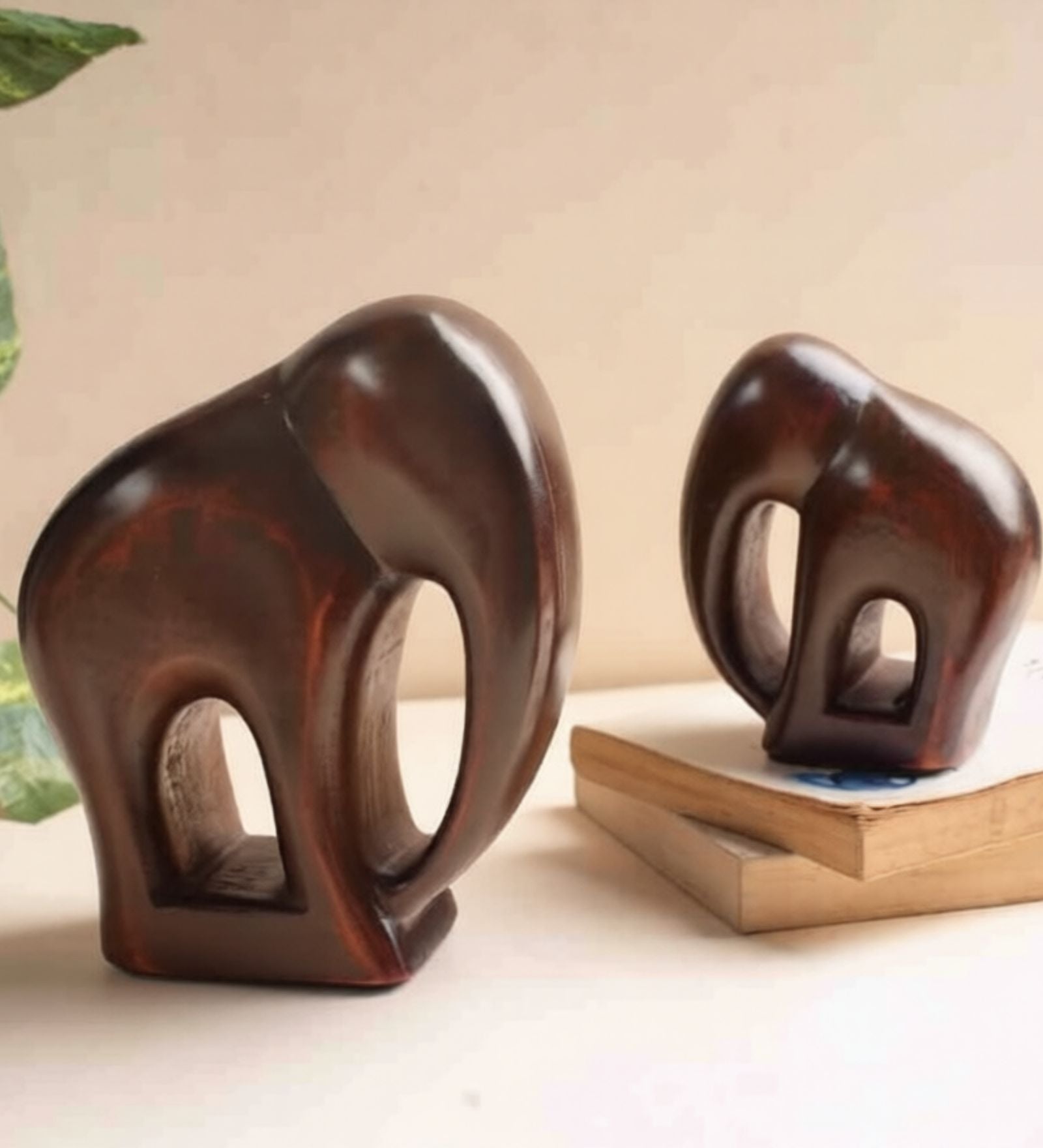 Handcrafted Mango Wood Elephant Pair